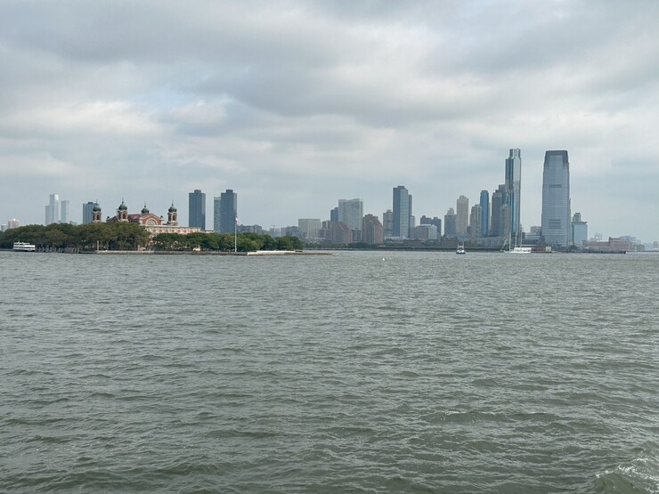 NY08042023090856
