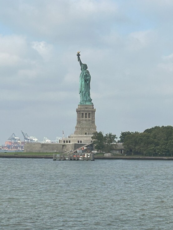 NY08042023090905