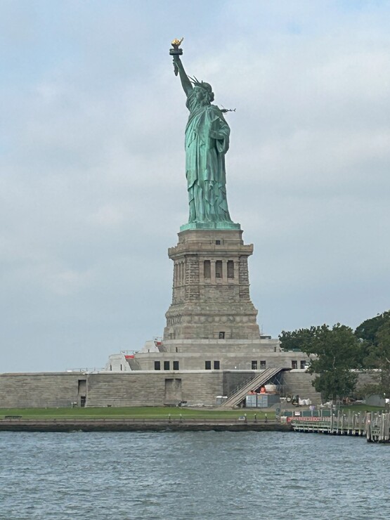 NY08042023091005