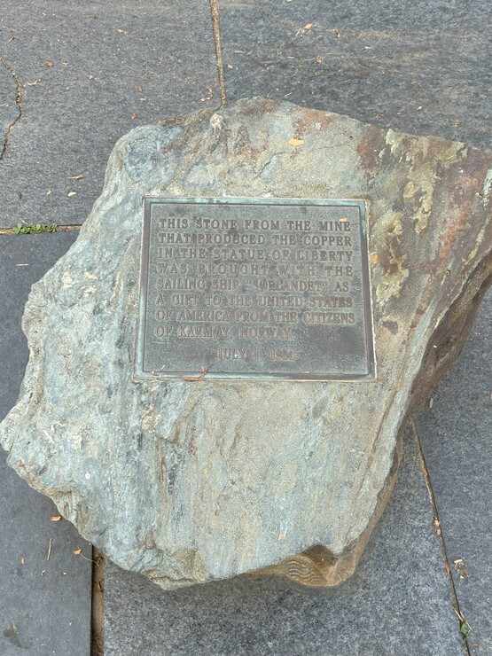 NY08042023092619